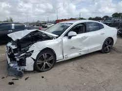 Carros salvage sin ofertas aún a la venta en subasta: 2022 Volvo S60 B5 Inscription