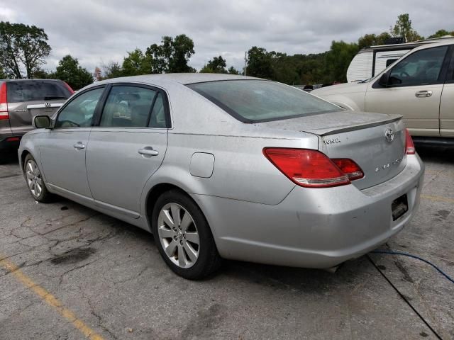 2005 Toyota Avalon XL