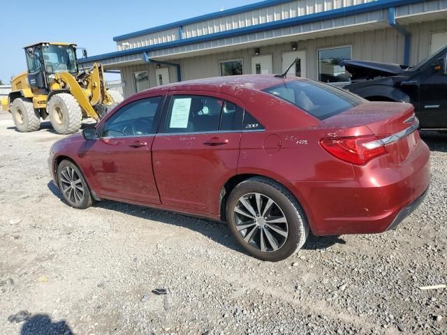 2013 Chrysler 200 Touring