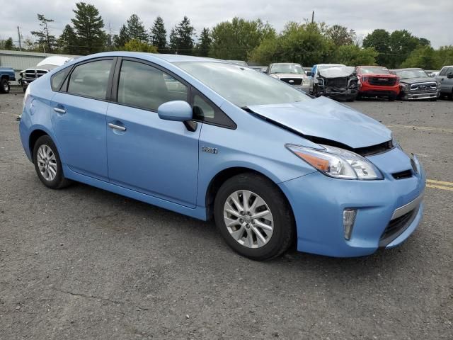 2014 Toyota Prius PLUG-IN