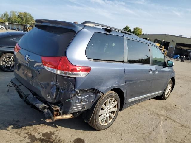 2013 Toyota Sienna XLE