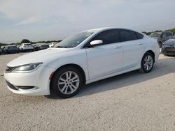 Carros salvage sin ofertas aún a la venta en subasta: 2015 Chrysler 200 Limited