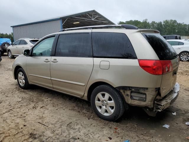 2009 Toyota Sienna XLE