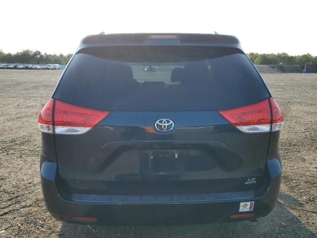 2011 Toyota Sienna LE