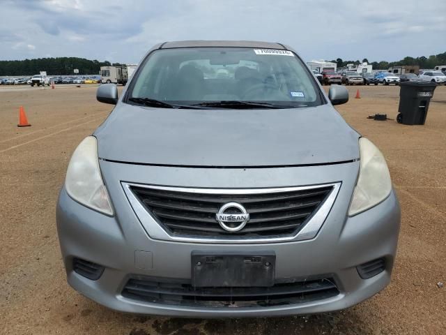 2013 Nissan Versa S