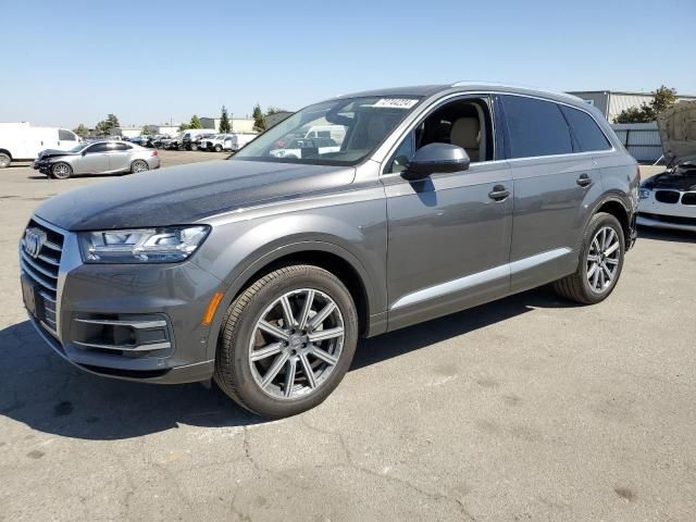 2019 Audi Q7 Prestige