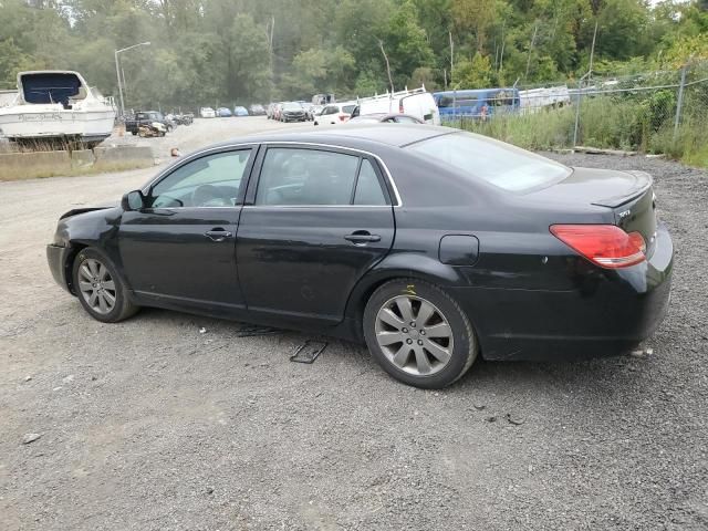 2005 Toyota Avalon XL