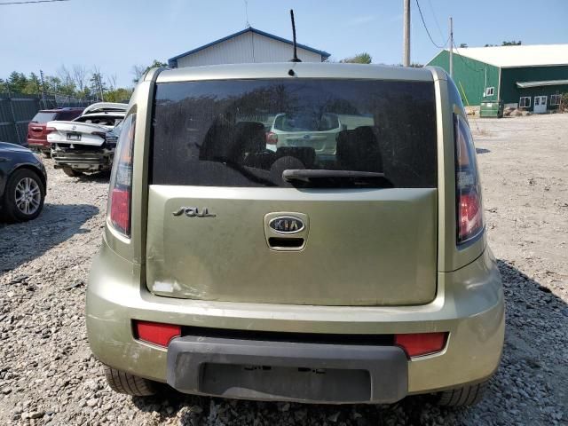 2011 KIA Soul +