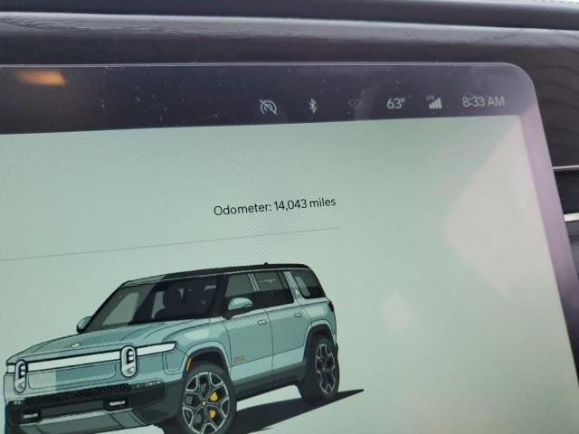 2023 Rivian R1S Adventure