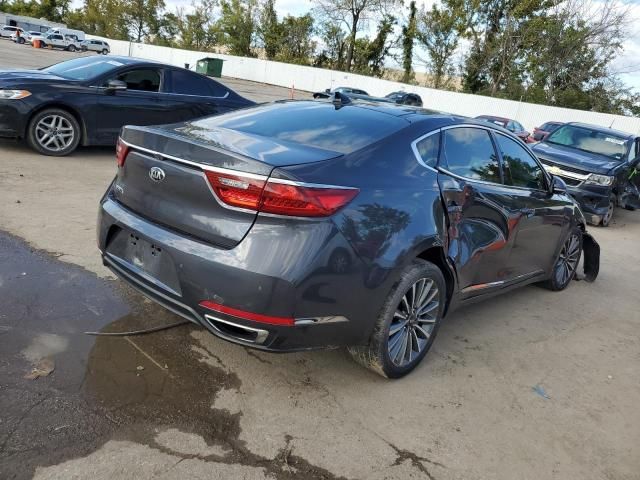 2017 KIA Cadenza Premium