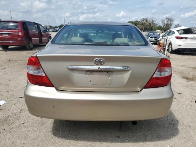 2004 Toyota Camry LE