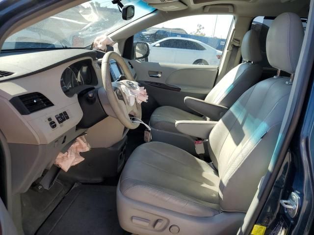 2012 Toyota Sienna XLE