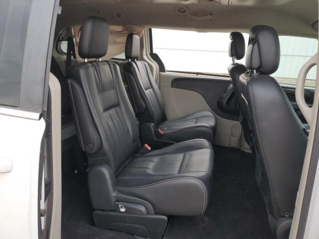 2017 Dodge Grand Caravan Crew