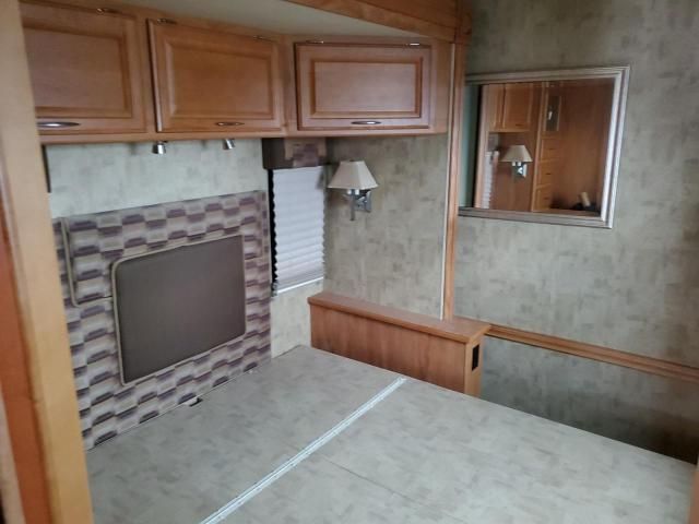 2007 Workhorse Custom Chassis Motorhome Chassis W24