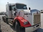 2001 Kenworth Construction T800