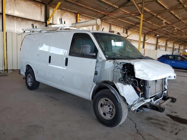 2020 Chevrolet Express G2500