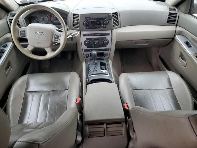 2005 Jeep Grand Cherokee Laredo