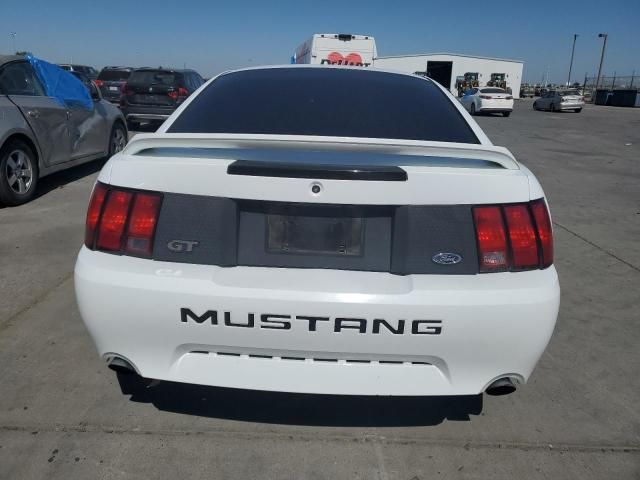 2000 Ford Mustang GT