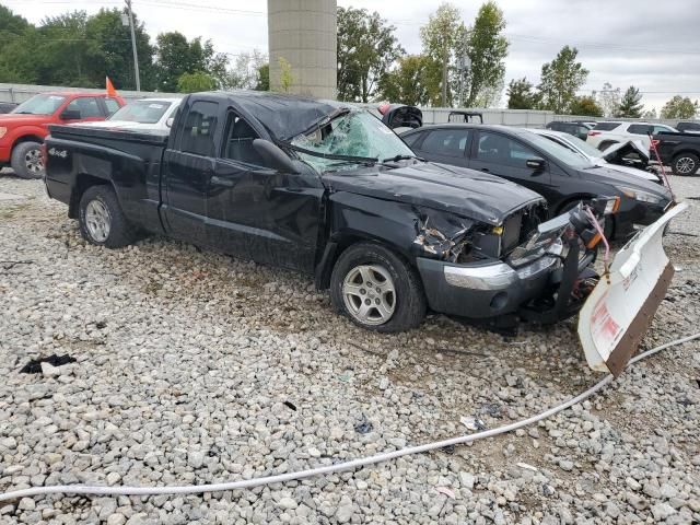 2005 Dodge Dakota SLT