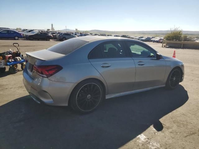 2019 Mercedes-Benz A 220