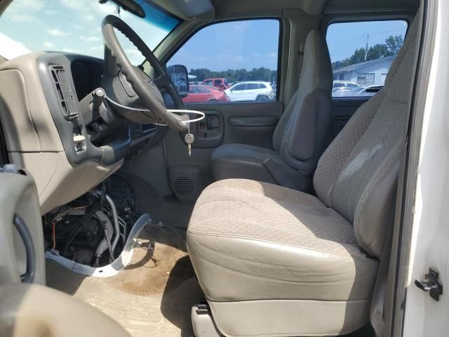 2000 Chevrolet Express G3500