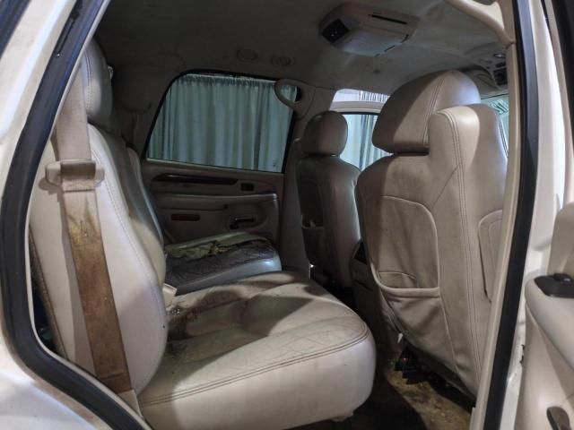 2005 Cadillac Escalade Luxury