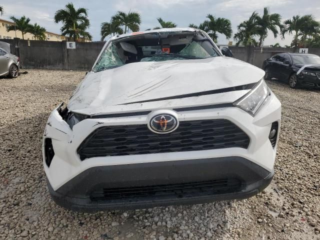 2020 Toyota Rav4 XLE