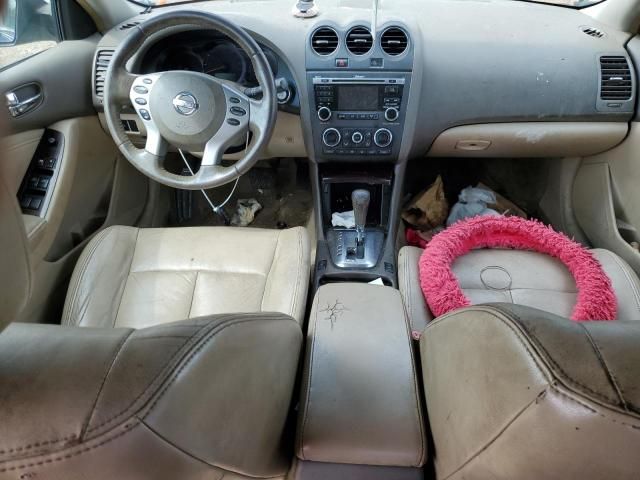 2010 Nissan Altima Base