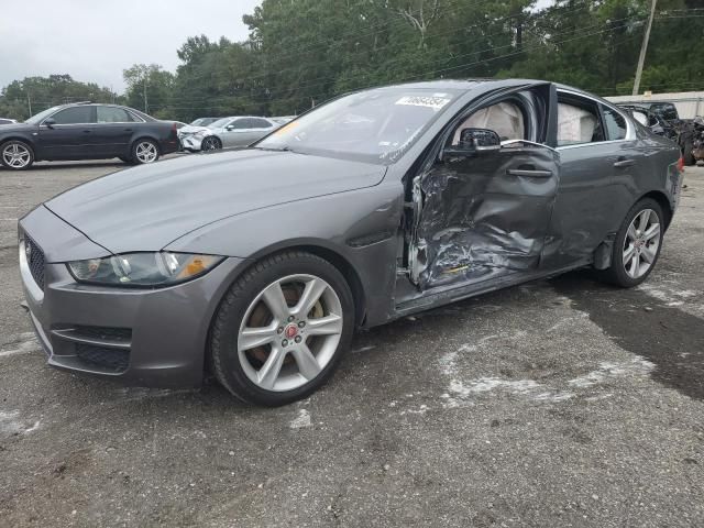 2017 Jaguar XE Prestige