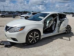 Salvage cars for sale at Arcadia, FL auction: 2016 Nissan Altima 2.5