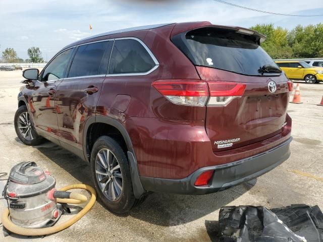 2019 Toyota Highlander SE