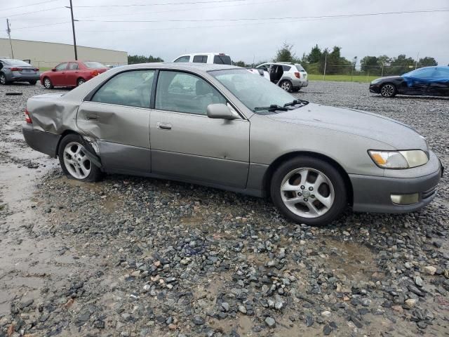 2000 Lexus ES 300