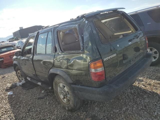 1998 Nissan Pathfinder LE