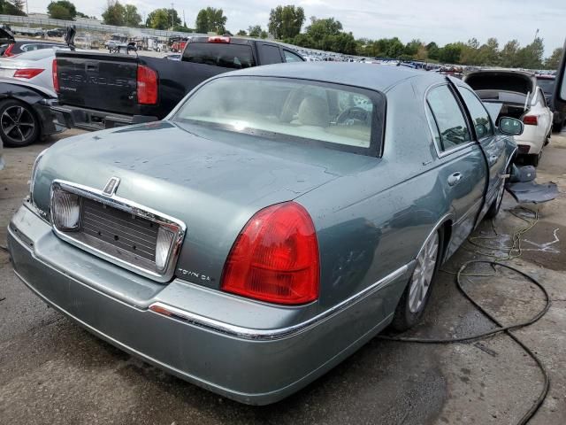 2006 Lincoln Town Car Signature