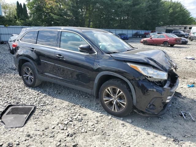 2019 Toyota Highlander LE