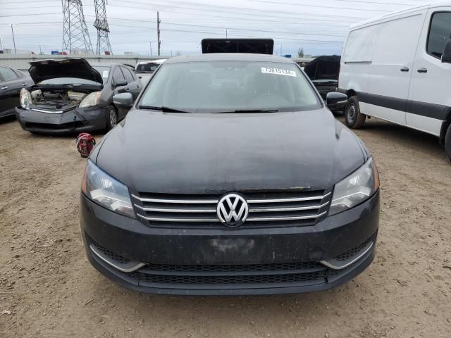 2013 Volkswagen Passat SE