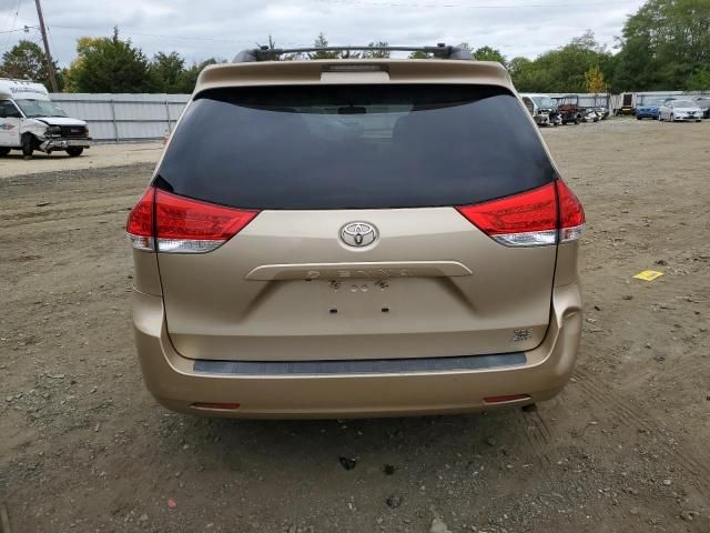 2011 Toyota Sienna XLE