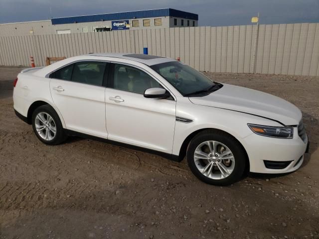 2018 Ford Taurus SEL