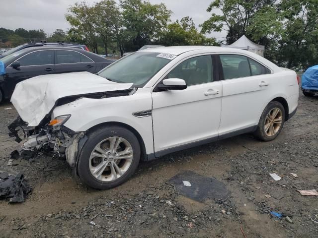 2014 Ford Taurus SEL