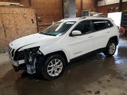 Carros salvage sin ofertas aún a la venta en subasta: 2015 Jeep Cherokee Latitude