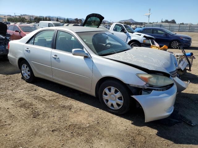 2004 Toyota Camry LE