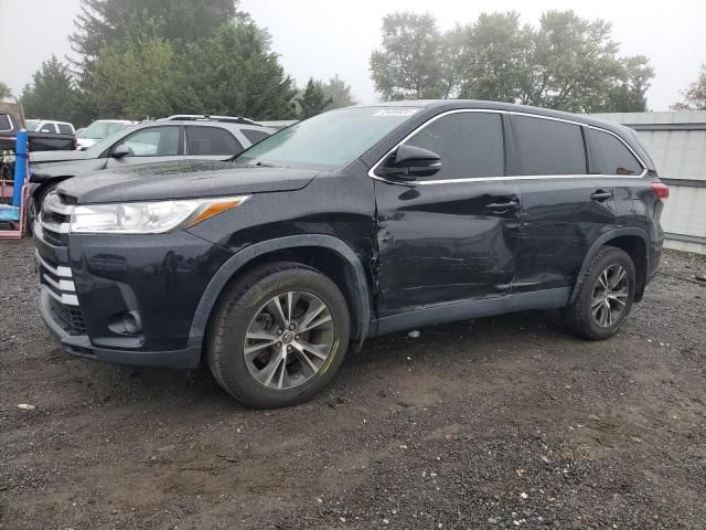 2019 Toyota Highlander LE