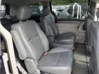 2010 Volkswagen Routan SE