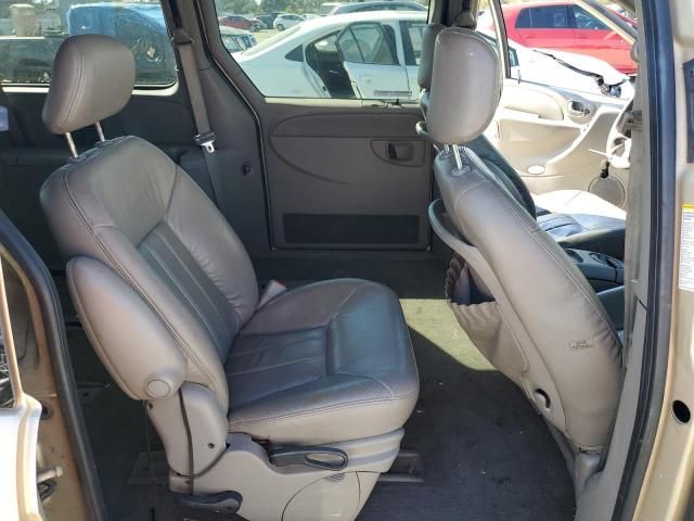 2001 Chrysler Town & Country LXI