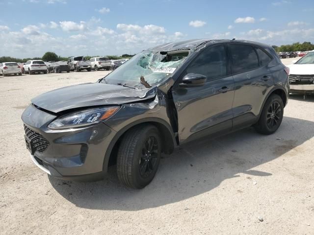 2020 Ford Escape SE Sport