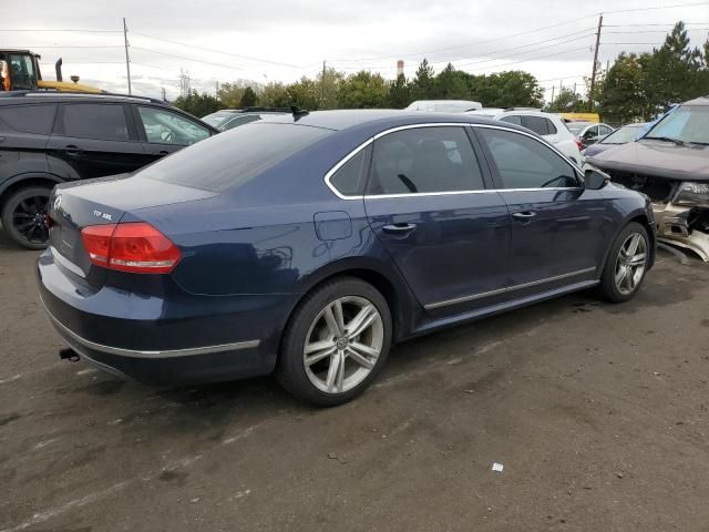 2012 Volkswagen Passat SEL