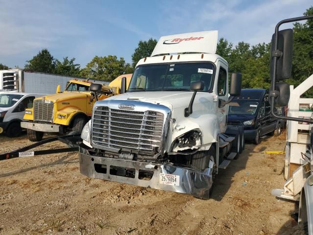 2018 Freightliner Cascadia 125