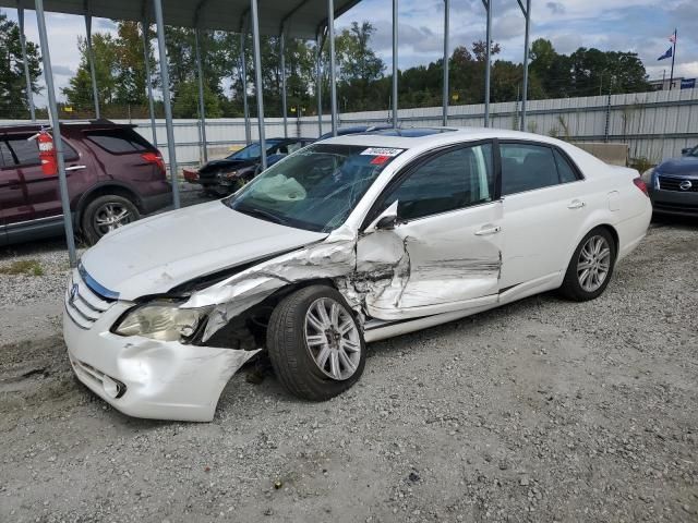 2005 Toyota Avalon XL