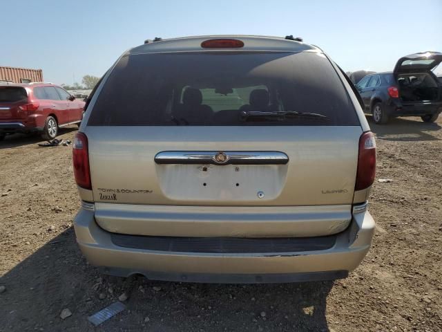 2005 Chrysler Town & Country Limited