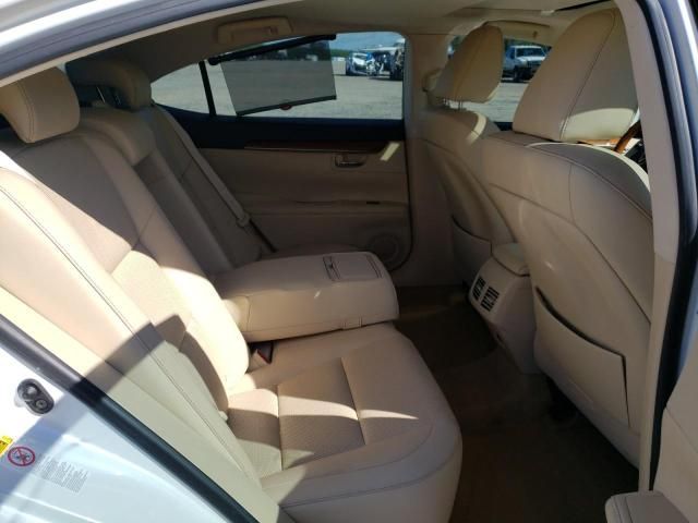 2014 Lexus ES 300H